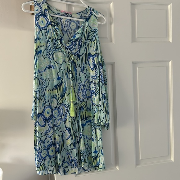 Lilly Pulitzer Dress Blue size XS like new. - Picture 2 of 4